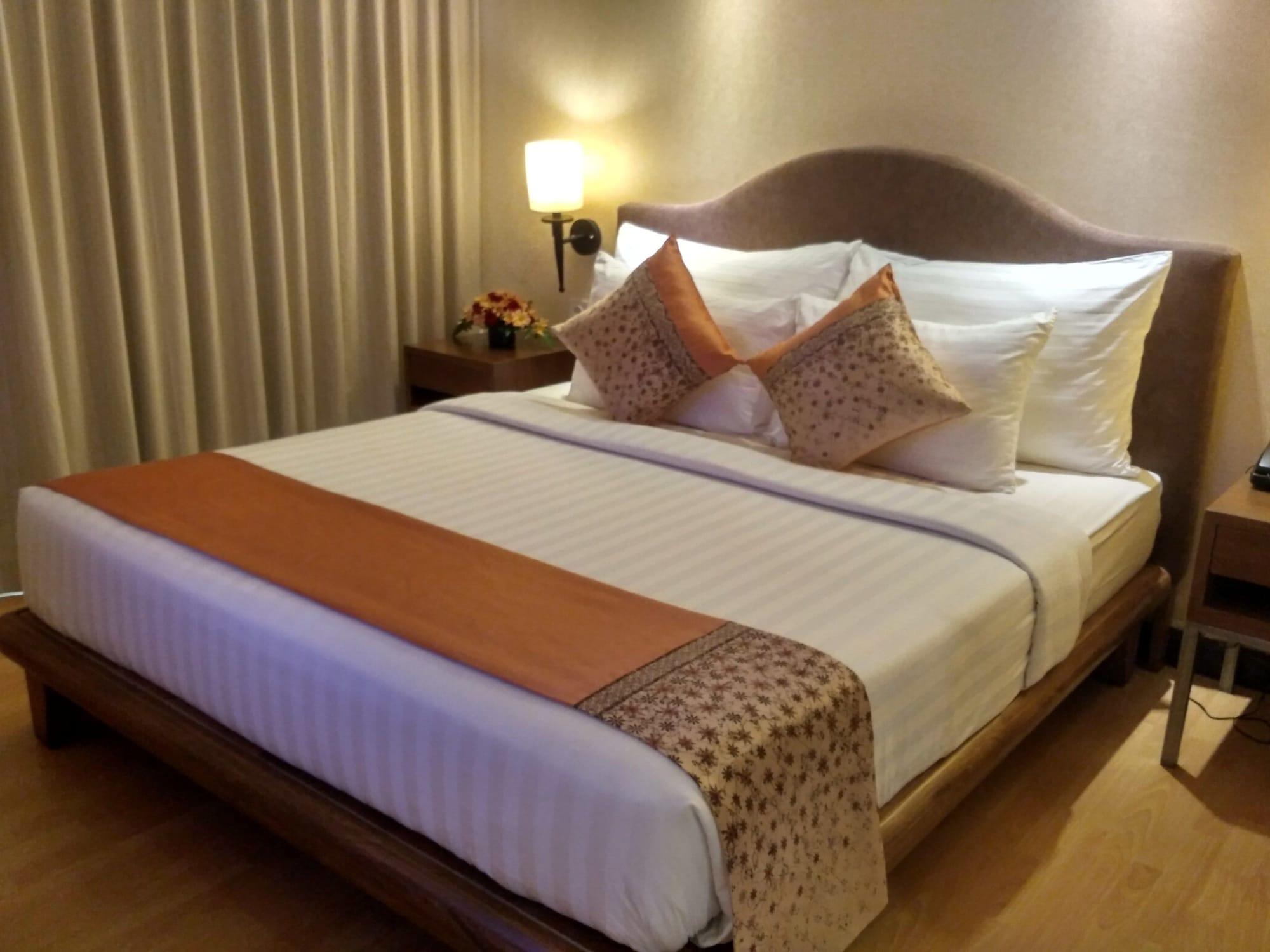 Sahid Raya Hotel & Convention Yogyakarta Maguwo Exterior photo